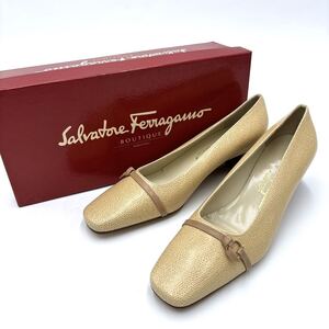 ＊ 未使用 箱付 高級婦人靴 Salvatore Ferragamo サルヴァトーレフェラガモ 本革 リザード型押し ガンチーニ ヒール パンプス 6.5D 23.5cm