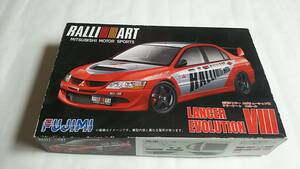  新品未組立 1/24 三菱ランサーエボリューションⅧ ラリーアート仕様 RALLY///ART 消費税頂きません 同梱可能★