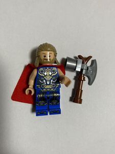 レゴ　マーベル スーパー ヒーローズ ソー　Thor ミニフィギュア 76208 より