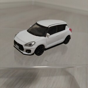 トイズキャビン 1/64 スズキ スイフトスポーツ ZC33S ピュアホワイトパール ガチャガチャ Swift Sport ミニカー