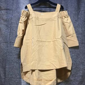 新品激安 JEANASIS オフショルカットソー こ