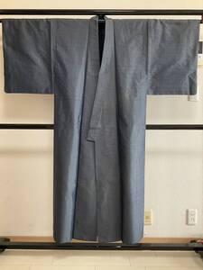 ■e1910■中古■正絹■黒に藍色　大島紬　男物　袷　長着■丈144　裄66　