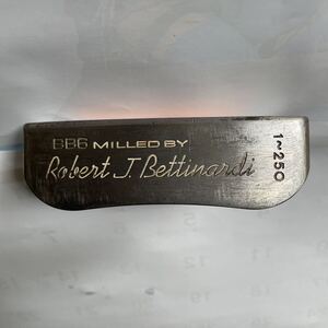 ［中古品］パター.Robert．Ｊ．Bettinardi．1〜250．34インチ