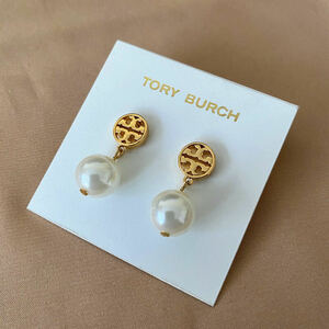 新品未使用　TB013-01 Tory Burch トリーバーチ　定番 ロゴ ピアス　パール　ゴールド