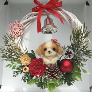 羊毛フェルト ☆シーズーちゃんのクリスマスリース☆フラワーリース 