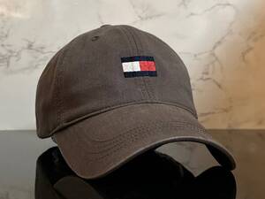 【未使用品】571KB 上品★TOMMY HILFIGER トミー・ヒルフィガ－ キャップ CAP 上品で高級感のあるグレーのコットン素材《FREEサイズ》