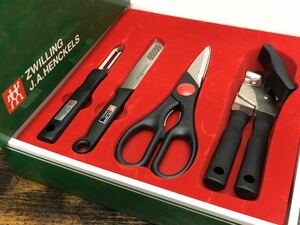 ■ 未使用長期保管品　ツヴァイリング　ZWILLING J.A.HENCKELS ワインオープナー　ナイフセット　キッチンバサミ 等　キッチンツールセット