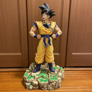 ドラゴンボール　孫悟空　67cm 特大　フィギュア