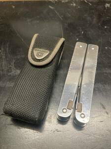 VICTORINOX ビクトリノックス マルチツール プライヤー ケース付