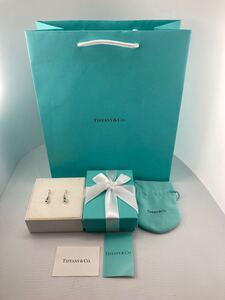 新品 ティファニー TIFFANY&Co. ピアス スターリング シルバー プレゼント ギフト　ハート　ブレス　