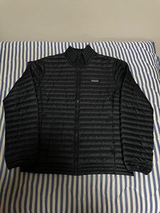 新品 パタゴニア ダウンシャツ 黒 Sサイズ ブラック Patagonia ジャケット アウター フリースベスト ダウンセーター インナー ダウン S XS