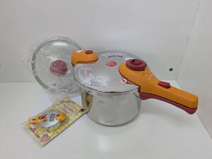 〇　松居一代　プロデュース 圧力鍋　マジッククッキング　3.0L 対応　キッチンタイマー　レシピ集付き　中古