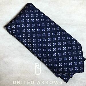 未使用！UNITED ARROWSネイビー　パープルスクエア花柄　ネクタイ