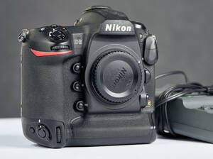 Nikon D5 XQD 中古　平品