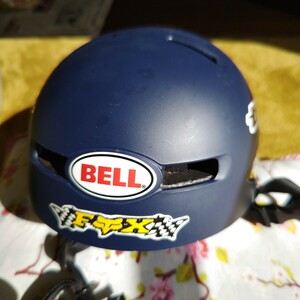 ヘルメットBELL MLサイズ中古