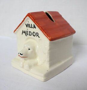 ベルギー アンティーク 古い陶器の貯金箱 VILLA MEDOR 犬小屋の貯金箱 美品