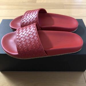 BOTTEGA VENETA ボッテガヴェネタ イントレチャート サンダル スリッパ レザー レッド 赤 39 24cm 新品未使用 国内正規品 本物 人気 定番