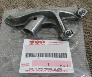 スズキ 純正 サベージ LS650 エキゾーストバルブロッカ アーム Valve Rocker IN EX Arm Set SUZUKI 未使用 Genuine JDM OEM メーカー純正品