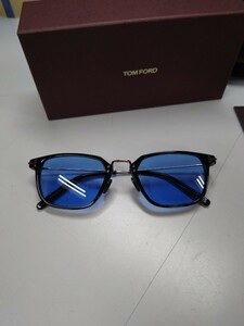 美品　トムフォード　TOM FORD TF1042 サングラス　朝倉未来　ブルーレンズ　オシャレ　 メガネ