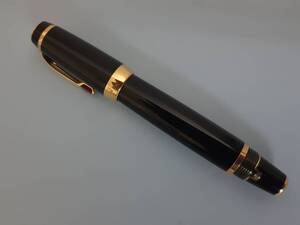  MONTBLANC モンブラン 万年筆 ボエム ルージュ 万年筆 ブラック レッド 14Ｋ M（中字）