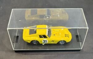 フェラーリ 250GTO（No.31）1965スパフランコルシャン　1/43 スケール　品番8444　メーカー：MODEL box