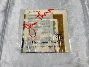 ■【YS-1】 未使用品 ミニスカーフ ■ ジムトンプソン Jim Thompson ■ ベージュ系 × マルチカラー タイシルク100% 【同梱可能商品】■B