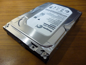 598円即決!! 送料185円～!! Seagate の 3.5インチ 1TB HDD ST1000DM003 SATA600 7200rpm 普通に使っていたけど「注意」出ました!!