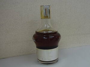 160729K64-0730K■カミュ CAMUS■シルバートップ バカラボトル 内容量記載無し 700ml ?／中古未開栓