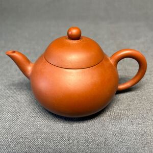 紫砂壷　紫砂急須　宜興　紫砂　名人作品　在銘あり　朱泥　茶道具　煎茶　茶道　管理011