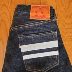 MOMOTARO JEANS