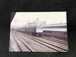 【昔の鉄道写真】LC264-11■浜松町駅■8111レ■スロ7812113＋スロ812127■昭56.8.22■国鉄/国電■r-68