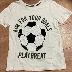 H&M エイチアンドエム　サッカー　半袖Tシャツ 122〜128 中古