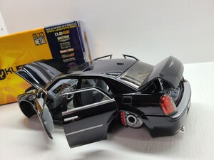 1:24 CHRYSLER 300C 1/24 クライスラー 300C CUSTOM REVERSE Opening Doors Jada TOYS DUB CITY ビレットグリル ウーハー マフラー 美品