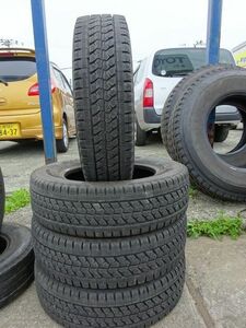 205/70R16　113/111L　ブリヂストン　BLIZZAK　W979　中古スタッドレス　４本　（071929）