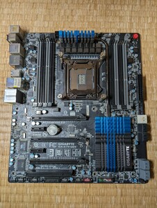 LGA2011 GIGABYTE GA-X79-UD5 中古