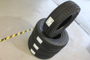 即納 在庫あり 未使用品 ヨコハマタイヤ アイスガードSUV G075 225/80R15 105Q 225/80-15 225-80-15 2020年製 ４本 デリカスペースギア