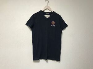 本物アバクロンビーアンドフィッチAbercrombie&FitchコットンロゴワッペンVネック半袖TシャツメンズサーフアメカジドレスS紺ネイビー