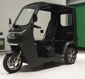 ビークルファン　EV　TUKTUK(トゥクトゥク)　3人乗り　トライク　電動　ミニカー登録可能　黒