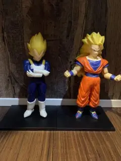 限定品レア品　ドラゴンボール　フィギュア　孫悟空　スーパーサイヤ人3 ベジータ