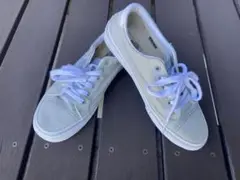 バンズ（VANS）スニーカー