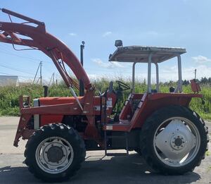 ◆MASSEY FERGUSON マッセイファーガソン MF675 4WD トラクター