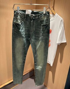 BRUNELLO CUCINELLI ブルネロ クチネリ メンズデニムパンツ　W29　ジーンズ ロング丈　青系 ウォッシュ加工 スリム　ズボン