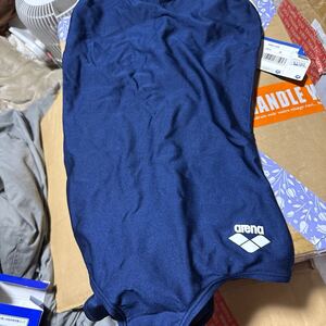 大幅値引歓迎【新品未使用】競泳 競泳水着 学生服 制服 スクール水着 衣料品店 スポーツウェア スイミングスクール Mサイズ