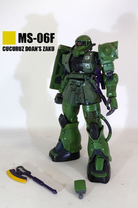 ■HGUC 1/144 ククルス・ドアンの島 ドアン専用ザク 塗装済み完成品