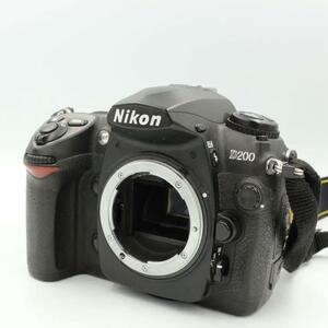 ニコン　Nikon D200 デジタルカメラ　一眼レフ