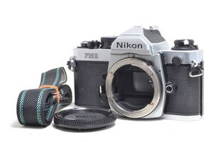 美品 シリアル804万台 ニコン Nikon New FM2 FM2N 一眼レフ MF フィルムカメラ シルバー ボディ #6326