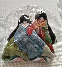 新品未使用　人形　置き物　和風　着物　女の子　飾り　レトロ　春