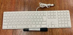 Apple純正 Mac 日本語配列 USBキーボード★A1243 テンキー付き 有線 マック PC周辺機器 ジャンク★部品取りに 修理できる方に