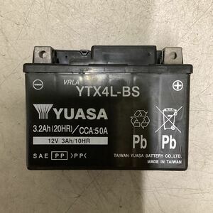 H61-17 バイク用　バッテリー　YTX4L-BS 中古　良品　テスターにて測定済み