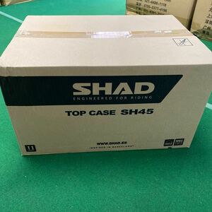 新品 未使用品　SHAD SH45 ブラック 長期保管品に付き激安　45Lサイズ ルーフボックス リアボックス 